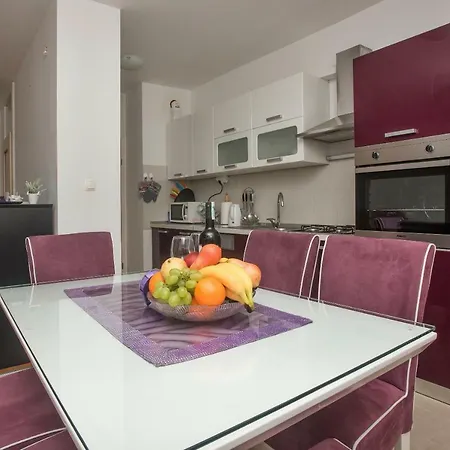 Jovic Apartment Makarska
