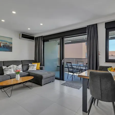 Sky Apartman Makarska